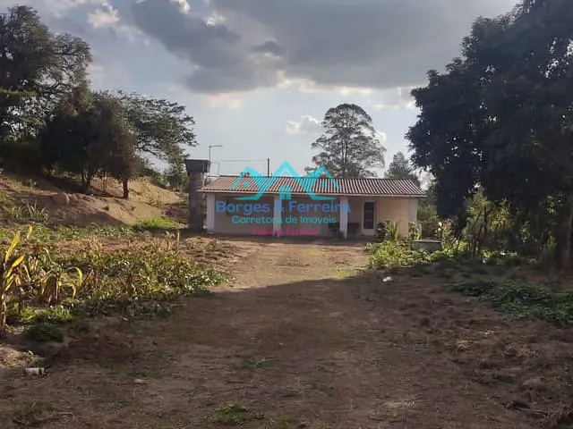 Chácara com 1800m² 3 quartos e 3 banheiros, à venda, no bairro Carafá em Votorantim