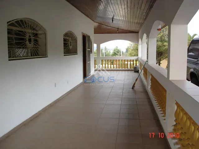 Chácara com 5300m² 6 quartos e 5 banheiros, à venda, no bairro Ivoturucaia em Jundiaí