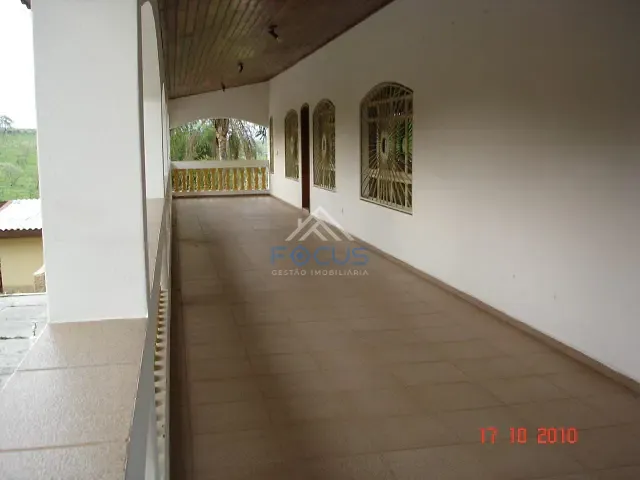 Chácara com 5300m² 6 quartos e 5 banheiros, à venda, no bairro Ivoturucaia em Jundiaí