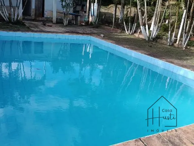 Chácara com 5000m² 4 quartos e 3 banheiros, à venda, no bairro Carmo Messias em Ibiúna