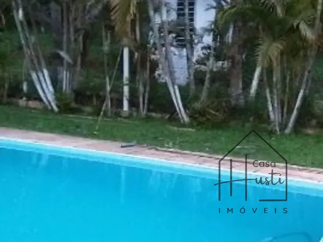 Chácara com 5000m² 4 quartos e 3 banheiros, à venda, no bairro Carmo Messias em Ibiúna