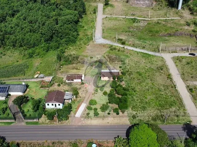 Chácara com 82m² 3 quartos e 1 banheiro, à venda, no bairro Centro Administrativo em Teutônia
