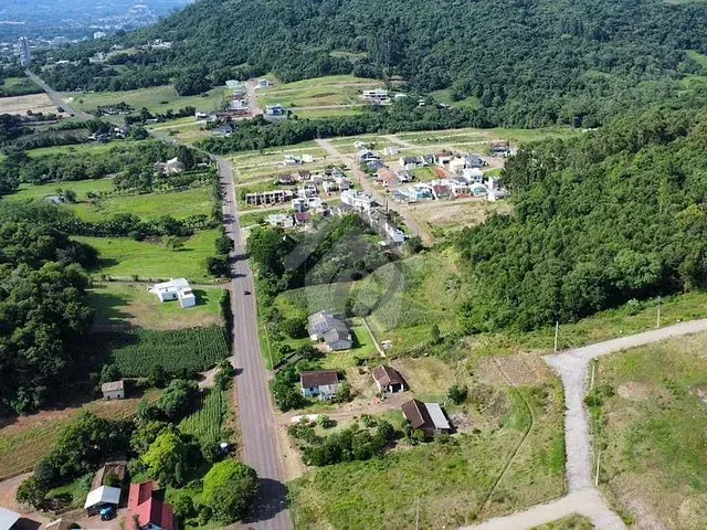 Chácara com 82m² 3 quartos e 1 banheiro, à venda, no bairro Centro Administrativo em Teutônia