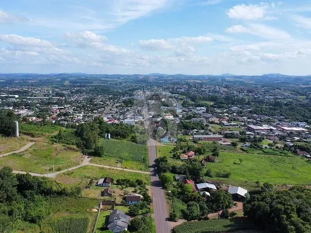Chácara com 82m² 3 quartos e 1 banheiro, à venda, no bairro Centro Administrativo em Teutônia