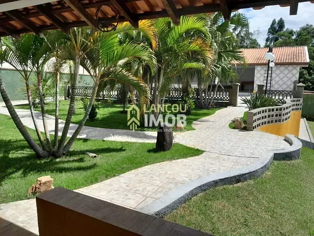 Chácara com 1076m² 3 quartos e 3 banheiros, à venda, no bairro Corrupira em Jundiaí