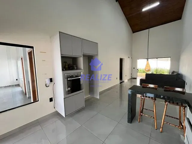 Chácara com 1000m² 2 quartos e 2 banheiros, para alugar, no bairro Recanto Árvore Grande em Botucatu