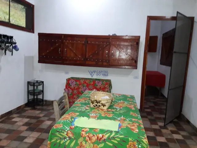 Chácara com 5000m² 3 quartos e 3 banheiros, à venda, no bairro Pau de Saia em São José dos Campos