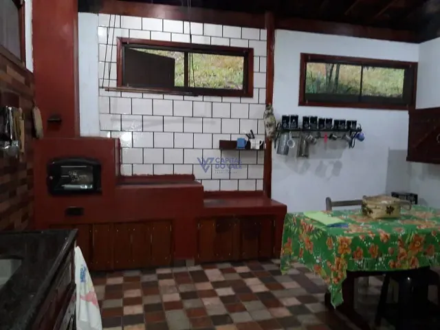 Chácara com 5000m² 3 quartos e 3 banheiros, à venda, no bairro Pau de Saia em São José dos Campos