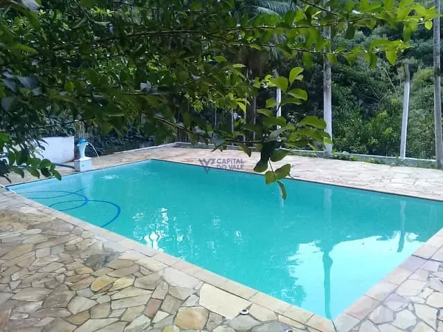 Chácara com 5000m² 3 quartos e 3 banheiros, à venda, no bairro Pau de Saia em São José dos Campos