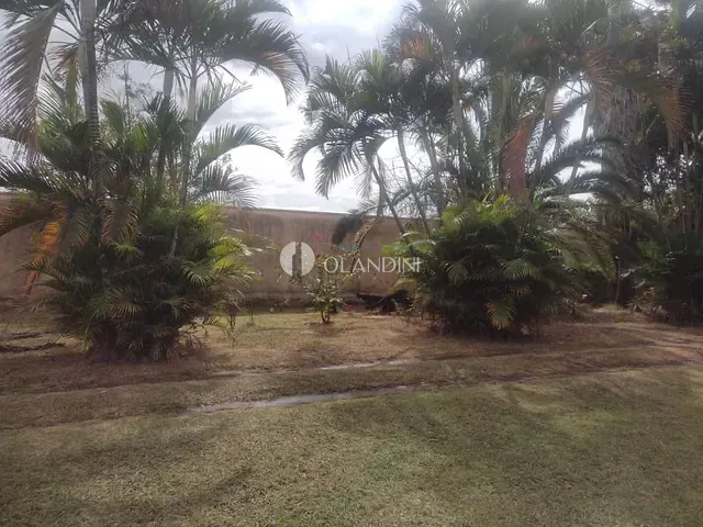 Chácara com 2000m² 3 quartos e 2 banheiros, à venda, no bairro Parque Das Flores em Artur Nogueira