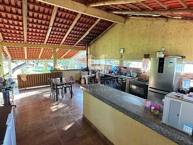 Chácara com 24200m² 3 quartos e 2 banheiros, à venda, no bairro Rural em Hidrolândia