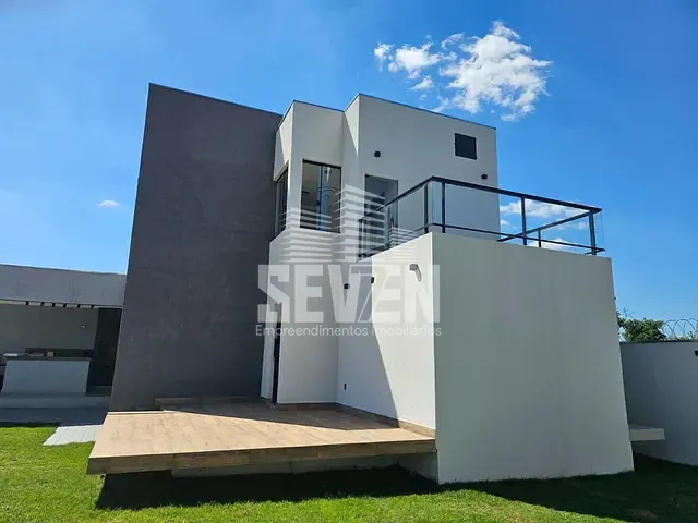 Chácara com 500m² 4 quartos e 5 banheiros, à venda, no bairro Vale do Igapó em Bauru