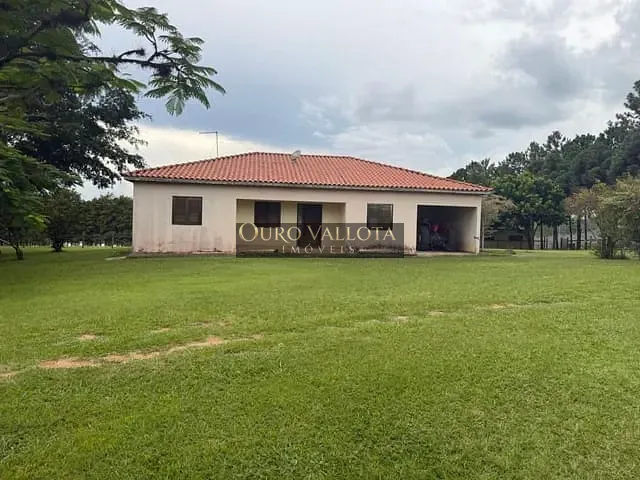 Chácara com 24000m² 2 quartos e 1 banheiro, à venda, no bairro Jucurupava em Salto de Pirapora