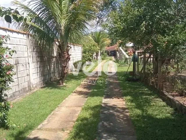 Chácara com 1280m² 4 quartos e 3 banheiros, à venda, no bairro Loteamento Chácaras Ingrid em Taubaté