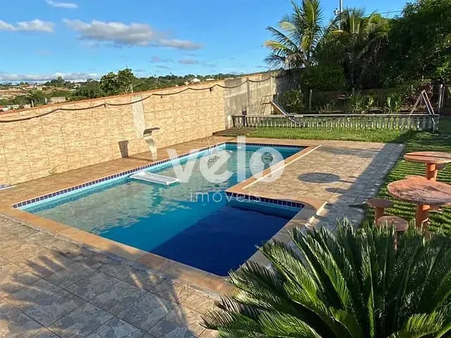 Chácara com 1280m² 4 quartos e 3 banheiros, à venda, no bairro Loteamento Chácaras Ingrid em Taubaté