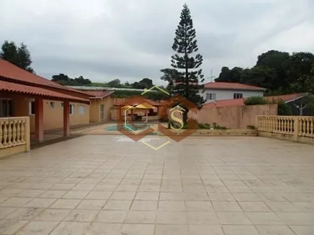 Chácara com 2500m² 5 quartos e 6 banheiros, à venda, no bairro Terras de Itaici em Indaiatuba