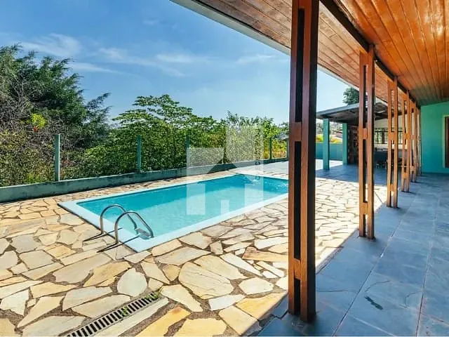 Chácara com 1000m² 3 quartos e 4 banheiros, à venda, no bairro Ville Saint James II em Campo Limpo Paulista