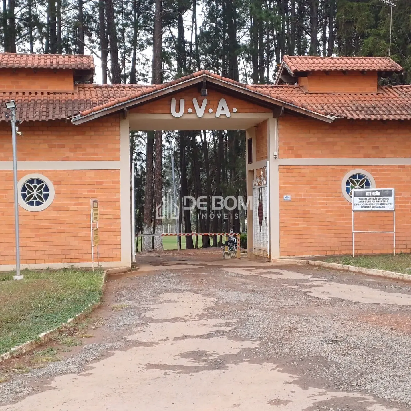 Chácara, 2 quartos, 300 m² - Foto 1