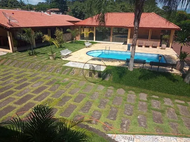 Chácara com 4500m² 4 quartos e 4 banheiros, à venda, no bairro Bom Jardim I em Guaratinguetá