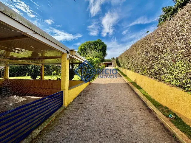 Chácara com 1000m² 3 quartos e 3 banheiros, para alugar, no bairro Residencial Recanto das Canjaranas em Vinhedo