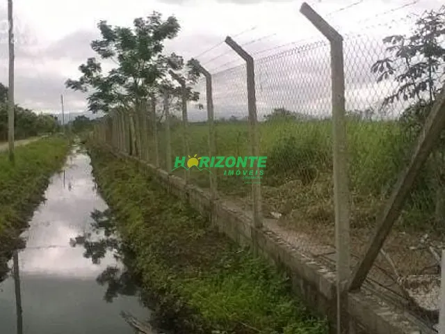 Chácara com 20000m², à venda, no bairro Vila Industrial em São José dos Campos