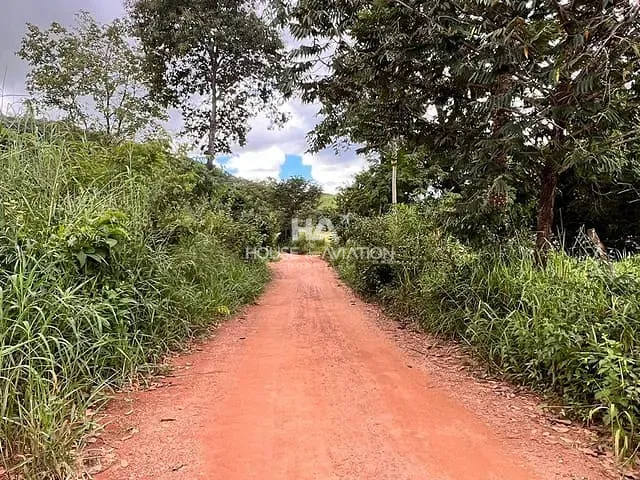 Chácara com 1000m², à venda, no bairro ÁREA RURAL em Pirenópolis
