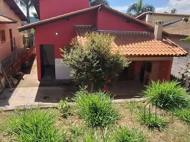 Chácara 2 quartos e 2 banheiros, à venda, no bairro Chácara Tropical (Caucaia do Alto) em Cotia