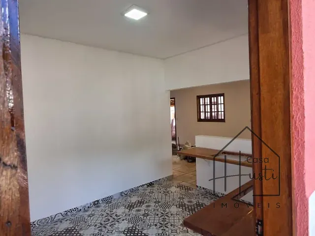 Chácara 2 quartos e 2 banheiros, à venda, no bairro Chácara Tropical (Caucaia do Alto) em Cotia