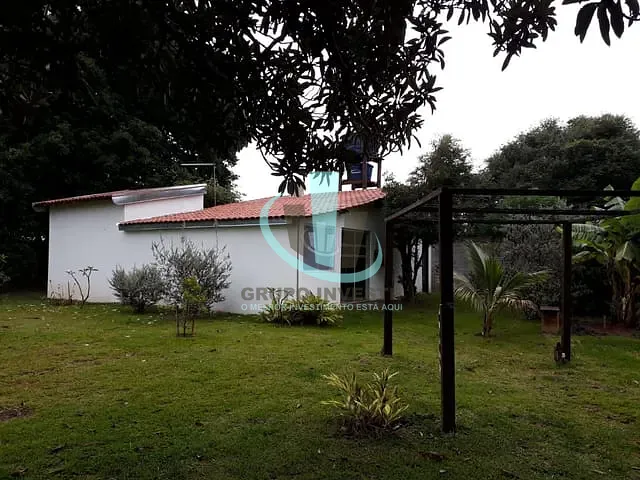 Chácara com 3200m² 2 quartos e 2 banheiros, à venda, no bairro CHÁCARA FLORA ARARAQUARA em ARARAQUARA