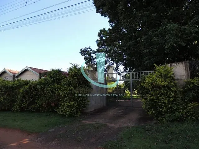 Chácara com 3200m² 2 quartos e 2 banheiros, à venda, no bairro CHÁCARA FLORA ARARAQUARA em ARARAQUARA