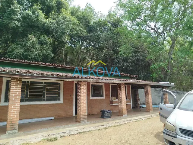 Chácara com 5700m² 3 quartos e 2 banheiros, à venda, no bairro Condomínio Villagio Fazendão em São José dos Campos