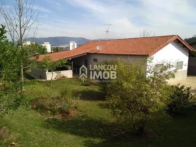 Chácara com 1032m² 3 quartos e 2 banheiros, à venda, no bairro Chácara Recreio Santa Camila em Jundiaí