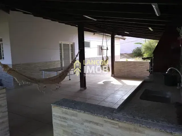 Chácara com 1032m² 3 quartos e 2 banheiros, à venda, no bairro Chácara Recreio Santa Camila em Jundiaí