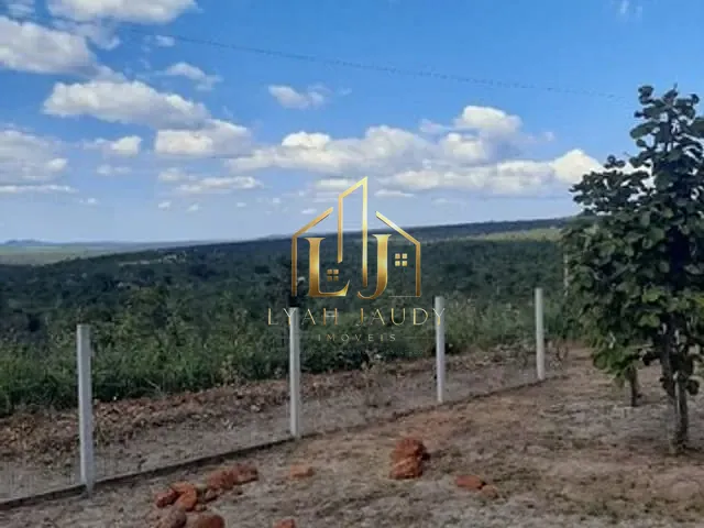 Chácara com 40000m² 2 quartos e 2 banheiros, à venda, no bairro ZONA RURAL em Chapada dos Guimarães