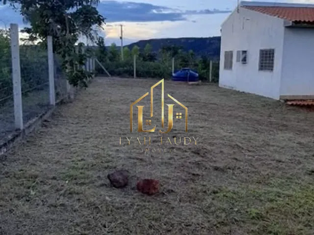 Chácara com 40000m² 2 quartos e 2 banheiros, à venda, no bairro ZONA RURAL em Chapada dos Guimarães