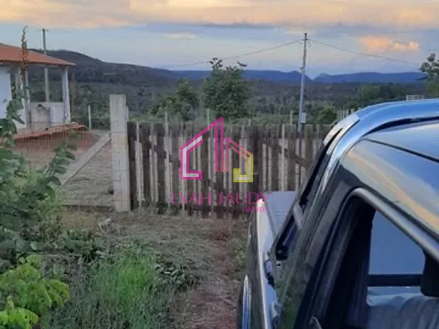 Chácara com 40000m² 2 quartos e 2 banheiros, à venda, no bairro ZONA RURAL em Chapada dos Guimarães