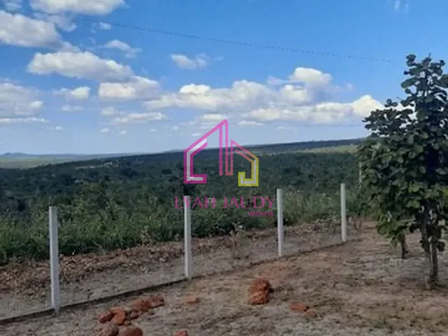 Chácara com 40000m² 2 quartos e 2 banheiros, à venda, no bairro ZONA RURAL em Chapada dos Guimarães