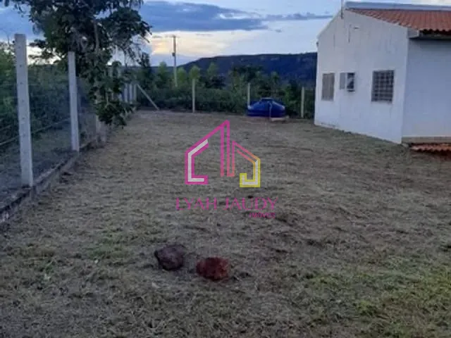 Chácara com 40000m² 2 quartos e 2 banheiros, à venda, no bairro ZONA RURAL em Chapada dos Guimarães