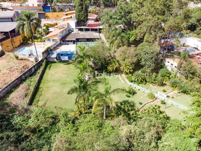 Chácara com 3600m² 2 quartos e 2 banheiros, à venda, no bairro Chácara Maria Trindade em São Paulo
