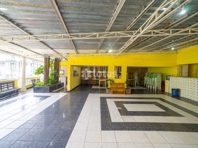 Chácara com 3600m² 2 quartos e 2 banheiros, à venda, no bairro Chácara Maria Trindade em São Paulo
