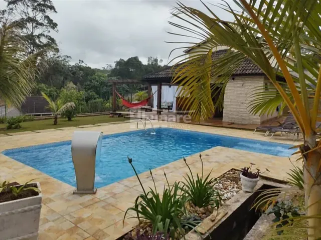 Chácara com 1400m² 3 quartos e 3 banheiros, à venda, no bairro Vila Moraes em Mogi das Cruzes