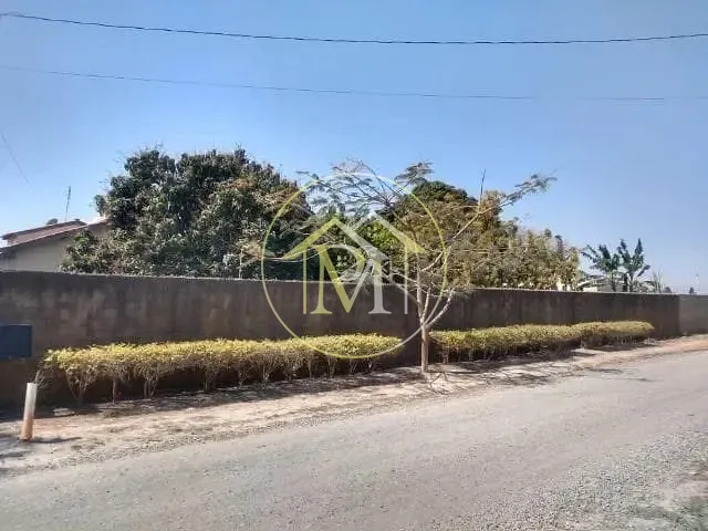 Chácara com 3000m² 3 quartos e 3 banheiros, à venda, no bairro Ipanema Das Pedras em Sorocaba