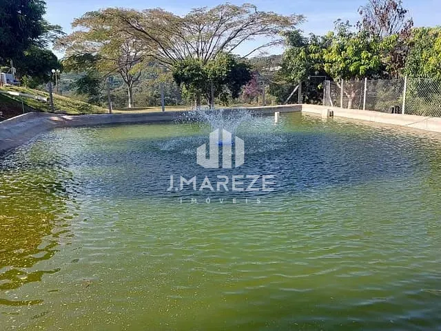 Chácara com 22300m² 6 quartos e 4 banheiros, à venda, no bairro Centro em Apucarana