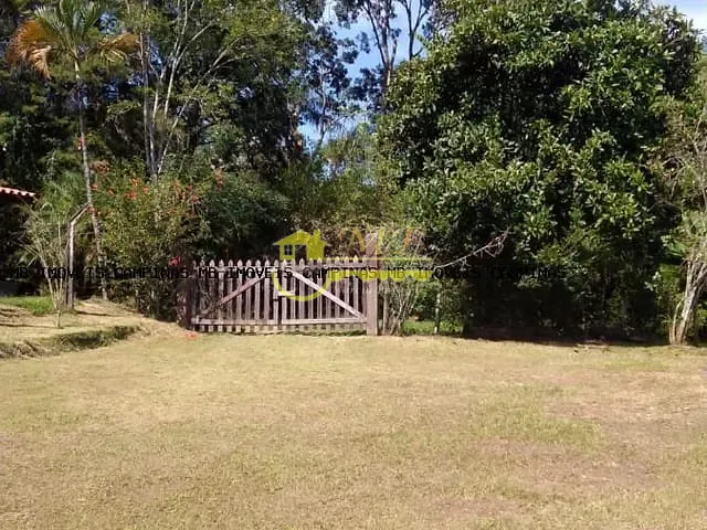 Chácara 2 quartos e 2 banheiros, à venda, no bairro Cardoso em Socorro