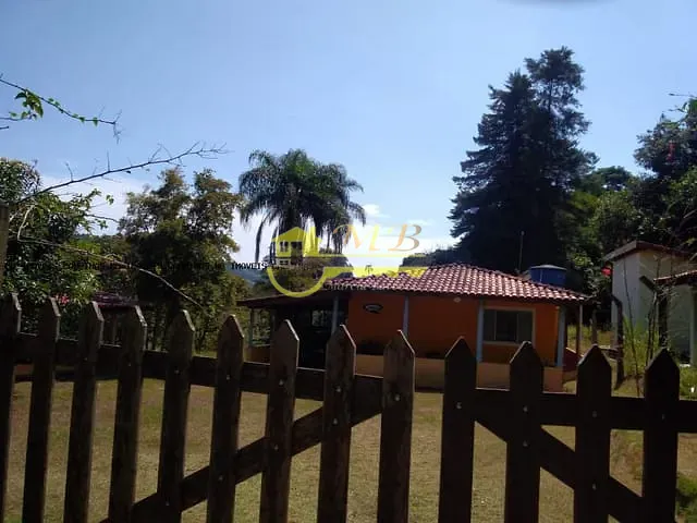 Chácara 2 quartos e 2 banheiros, à venda, no bairro Cardoso em Socorro