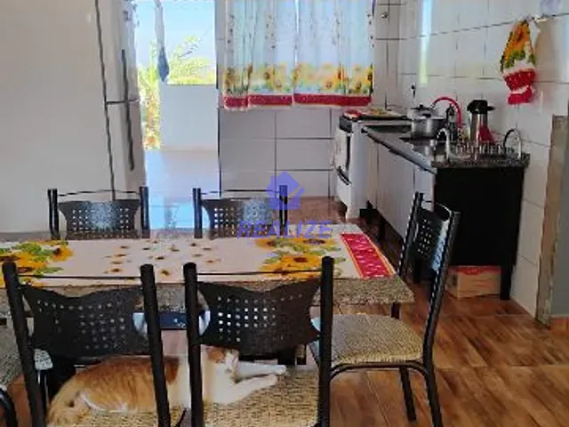 Chácara com 465m² 2 quartos e 2 banheiros, à venda, no bairro Chácara Recreio Califórnia I em Botucatu
