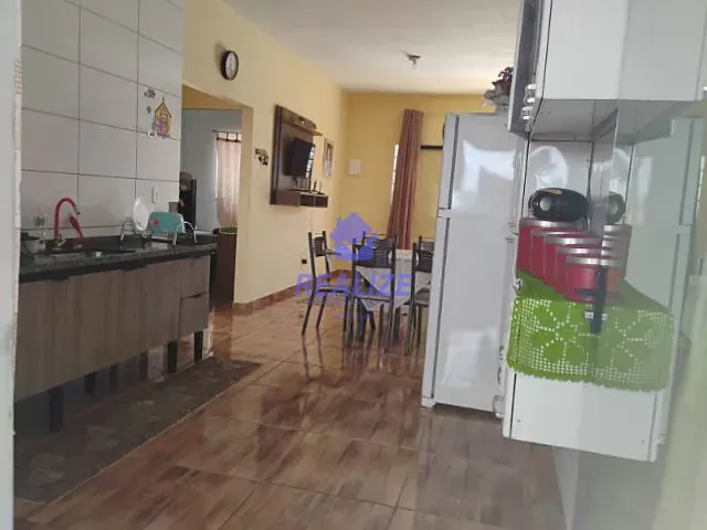 Chácara com 465m² 2 quartos e 2 banheiros, à venda, no bairro Chácara Recreio Califórnia I em Botucatu