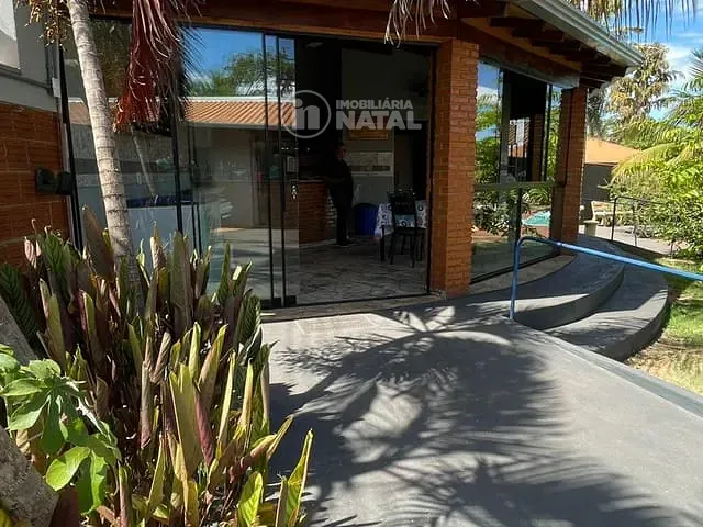 Chácara com 1900m² 2 quartos e 2 banheiros, à venda, no bairro Alvorada em Alvorada do Sul