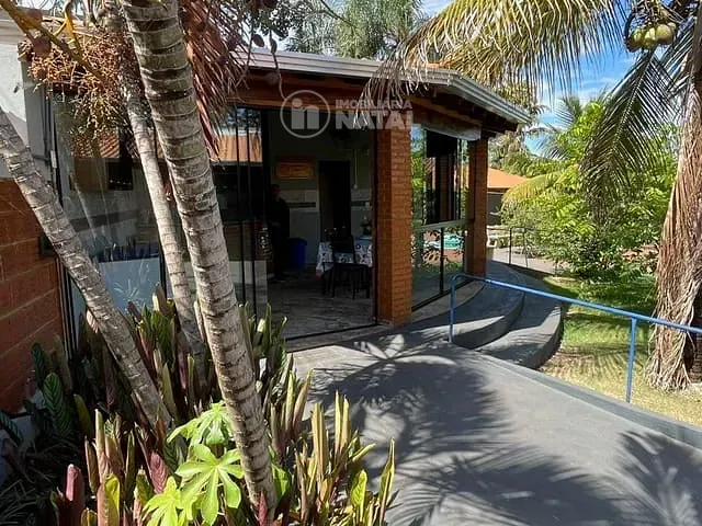 Chácara com 1900m² 2 quartos e 2 banheiros, à venda, no bairro Alvorada em Alvorada do Sul