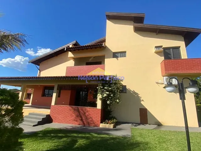 Chácara com 24200m² 4 quartos e 5 banheiros, à venda, no bairro Bosque Pinheiros em Capivari